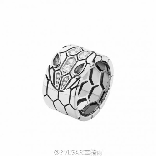 B*l*ai-ring-7