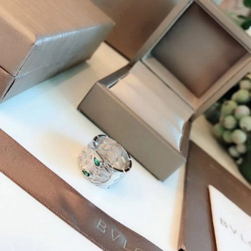 B*l*ai-ring-7