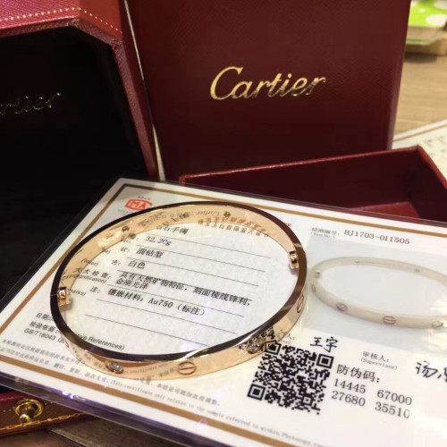 Ca*t*er-bracelet