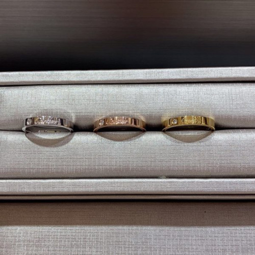 Ca*t*er-love-ring-3
