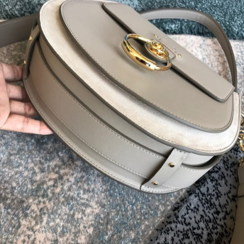 Ch10e-tess-bag-5