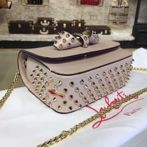 Ch**an-louboutin-shoulder-bag-3