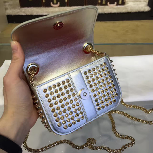 Ch**an-louboutin-shoulder-bag-5