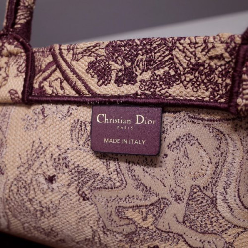 D*or-book-tote-bag-12