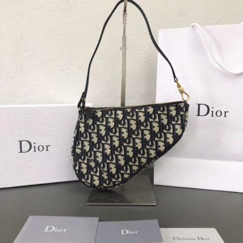 D*or-saddle-bag-2