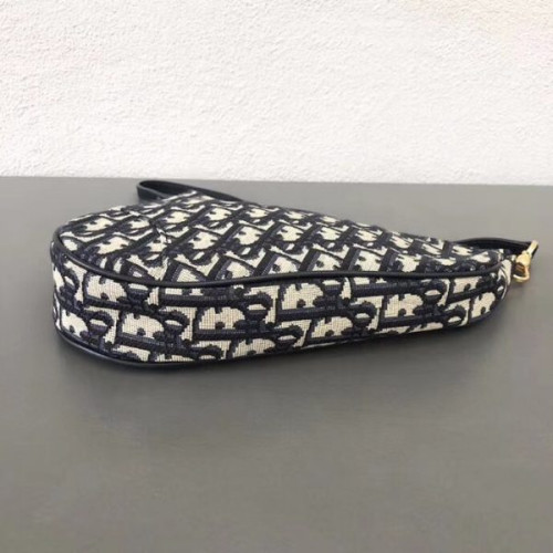 D*or-saddle-bag-2