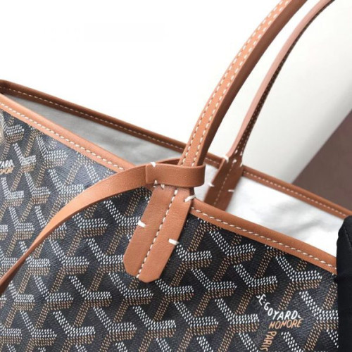 Go*ard-saint-l0*is-mm-tote-bag