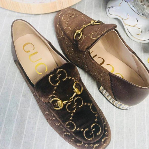 G*u*i-princetown-velvet-slipper-2