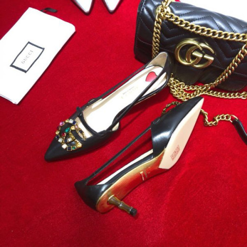 G*u*i-pump-with-crystal-6