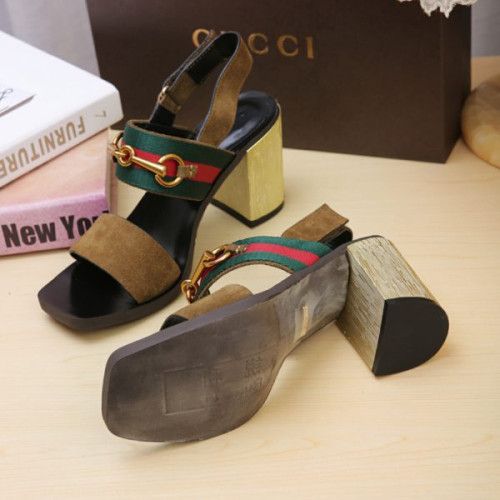 G*u*i-sandal