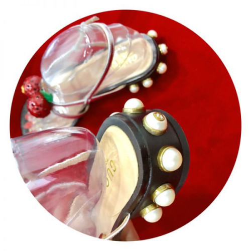 G*u*i-sandals-18