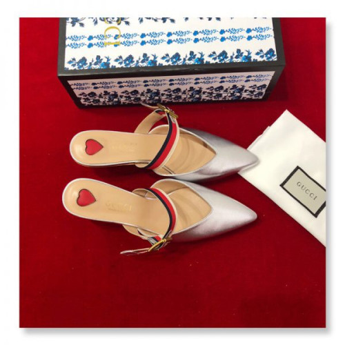 G*u*i-sandals-29