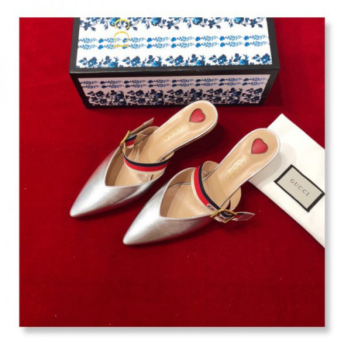 G*u*i-sandals-29