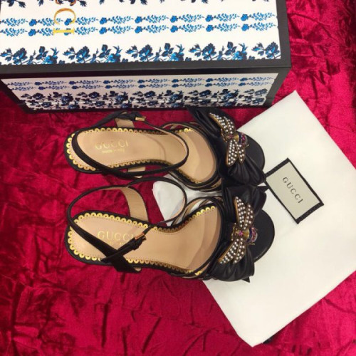 G*u*i-sandals-38