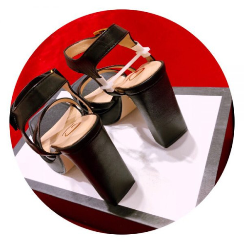 G*u*i-sandals-46