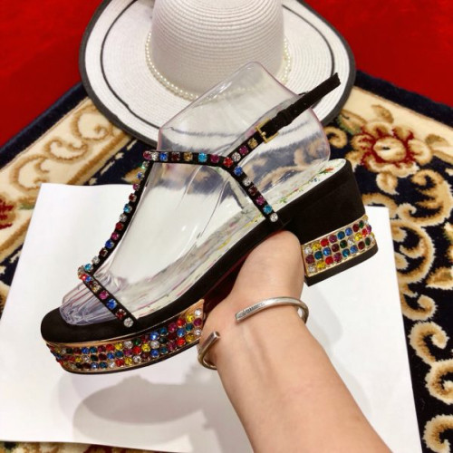 G*u*i-sandals-5