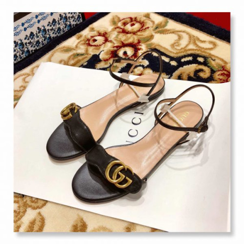 G*u*i-sandals-flat-2