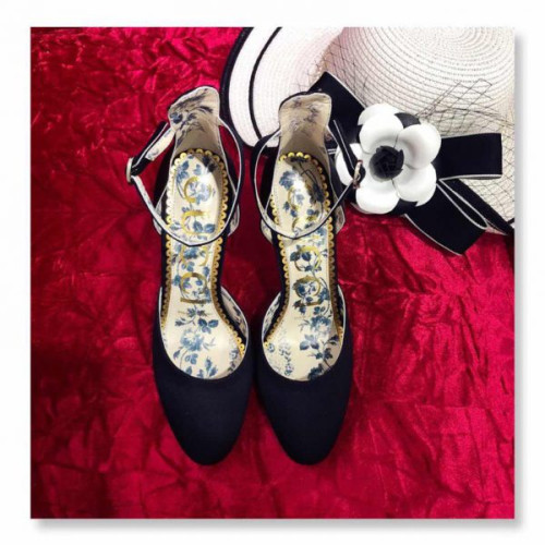 G*u*i-satin-pump-3