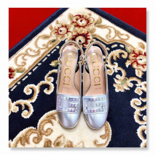 G*u*i-slingback-pump-with-crystal-2