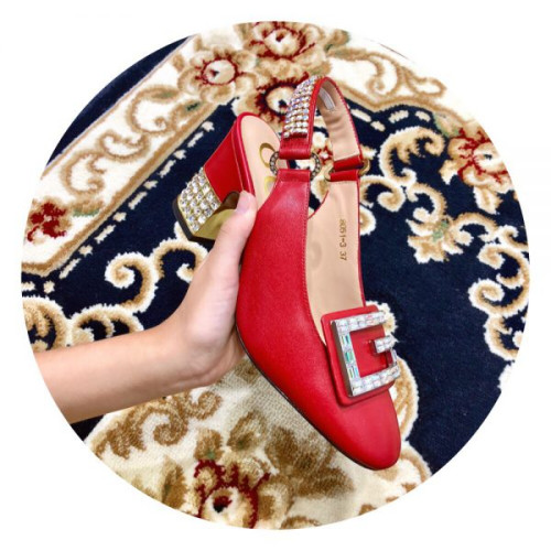 G*u*i-slingback-pump-with-crystal-2