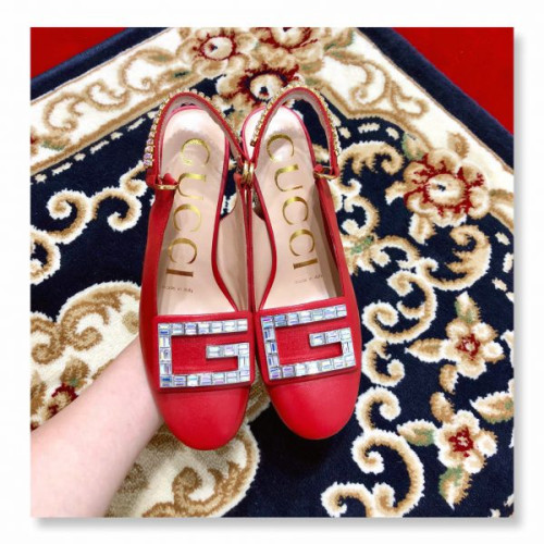 G*u*i-slingback-pump-with-crystal-4