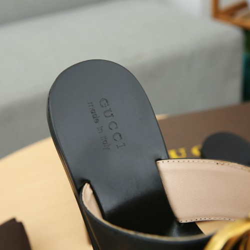 G*u*i-slipper-60