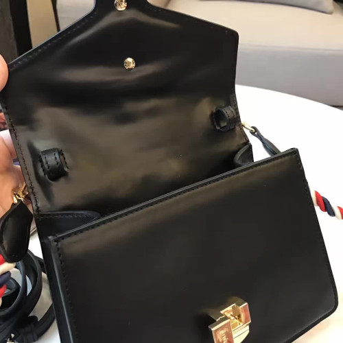 G*u*i-sylvie-replica-bag-black