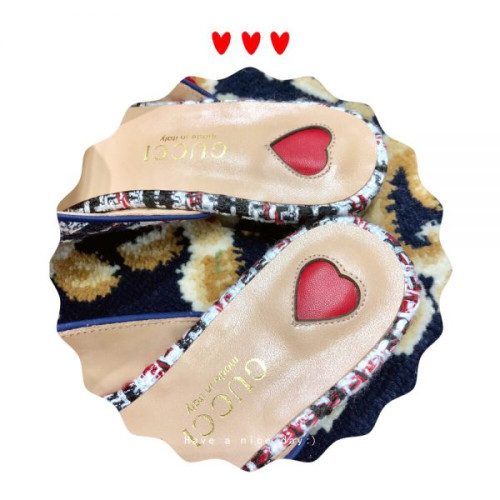 G*u*iu-slipper-11