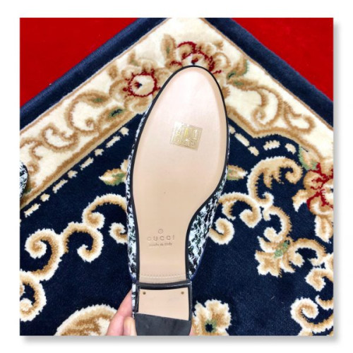 G*u*iu-slipper-13
