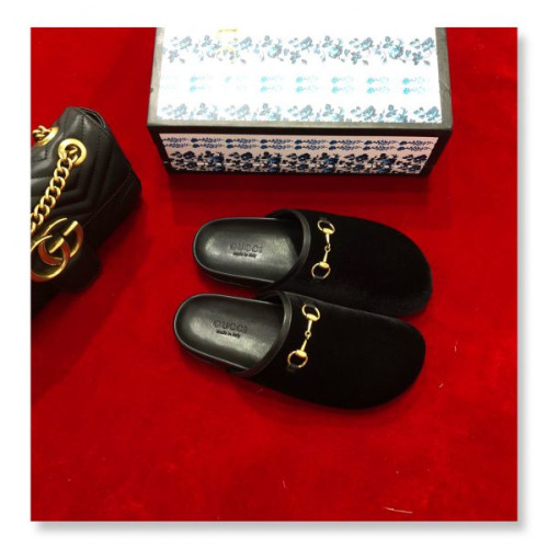 G*u*iu-slipper-18