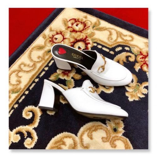 G*u*iu-slipper-19
