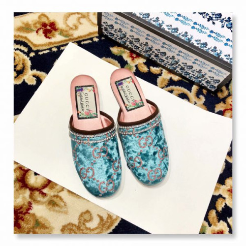 G*u*iu-slipper-2