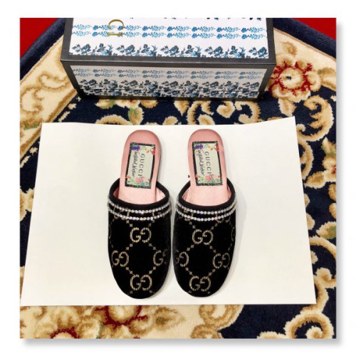 G*u*iu-slipper-3