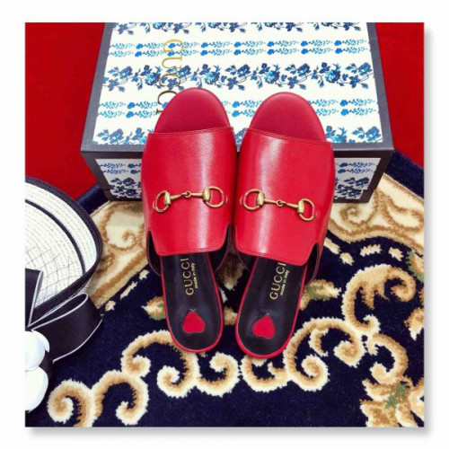 G*u*iu-slipper-4