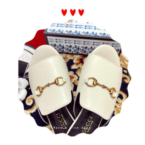 G*u*iu-slipper-5