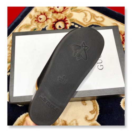 G*u*iu-slipper-8