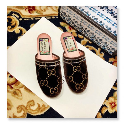 G*u*iu-slipper