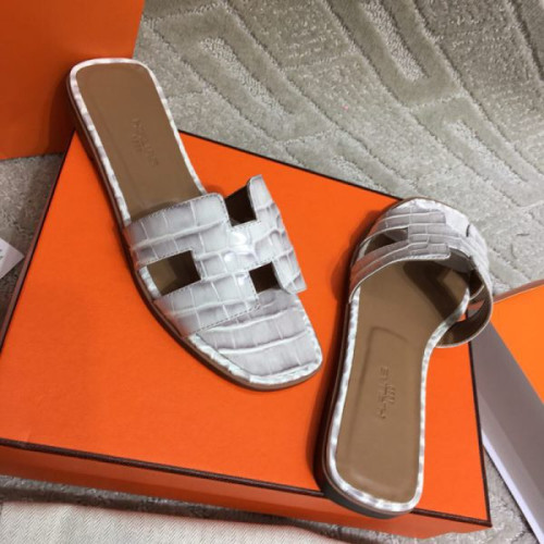 H**mes-slipper-19