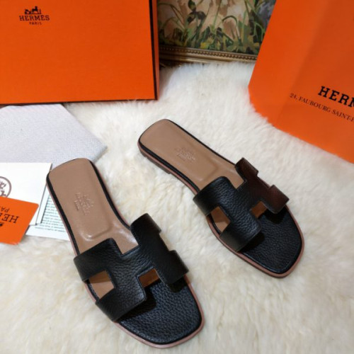 H**mes-slipper