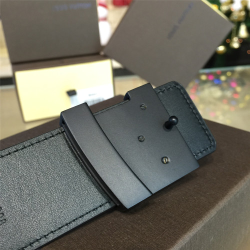 l0*is-V*t0n-belt-replica-belt-19