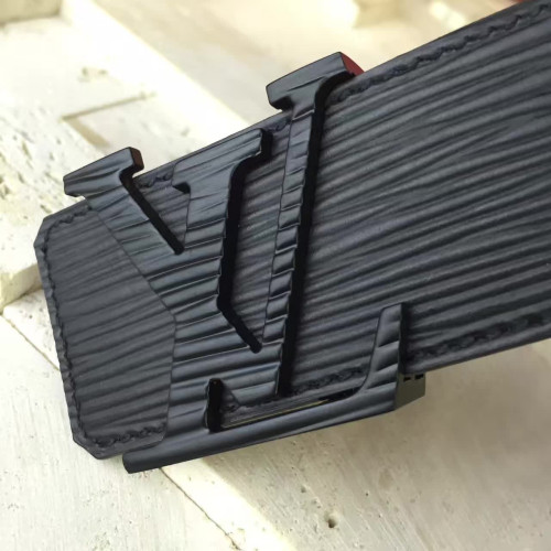 l0*is-V*t0n-belt-replica-belt-21