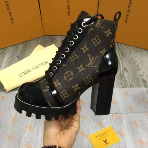 l0*is-V*t0n-boots-16