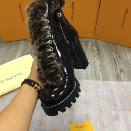 l0*is-V*t0n-boots-6
