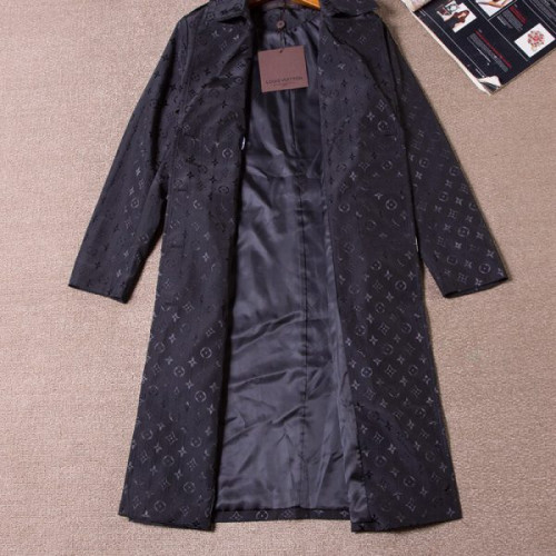 l0*is-V*t0n-coats