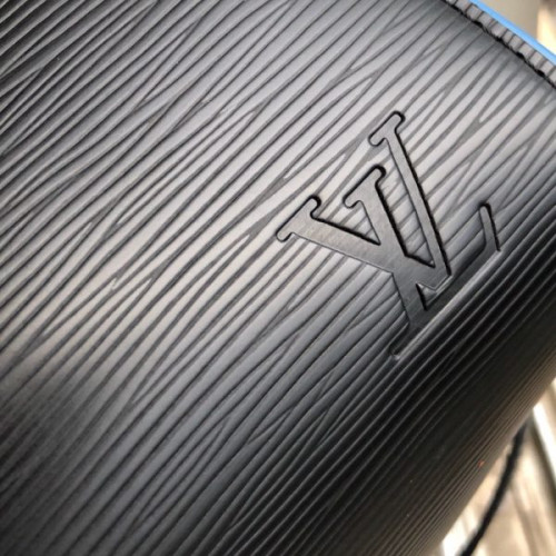 l0*is-V*t0n-keepall-travel-bag