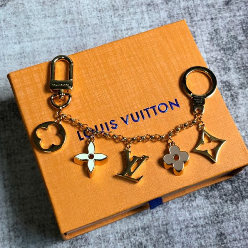 l0*is-V*t0n-key-charm