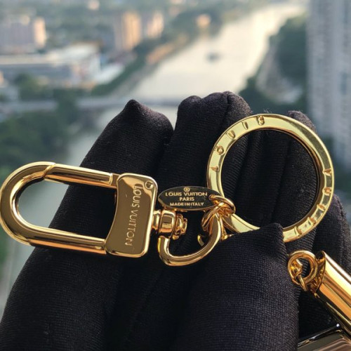 l0*is-V*t0n-key-holder