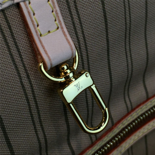 l0*is-V*t0n-neverfull-mm-replica-bag-2-2