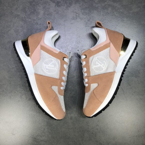 l0*is-V*t0n-run-away-sneaker-10