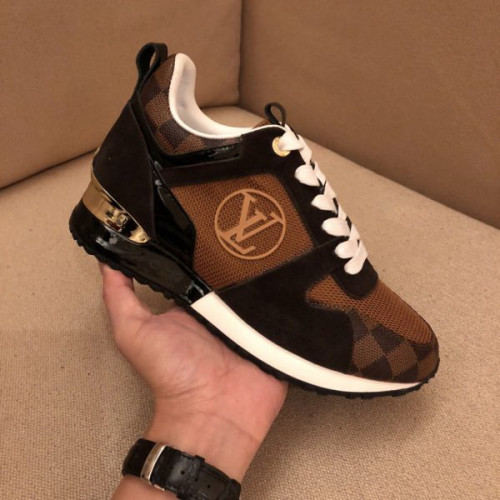 l0*is-V*t0n-run-away-sneaker-13